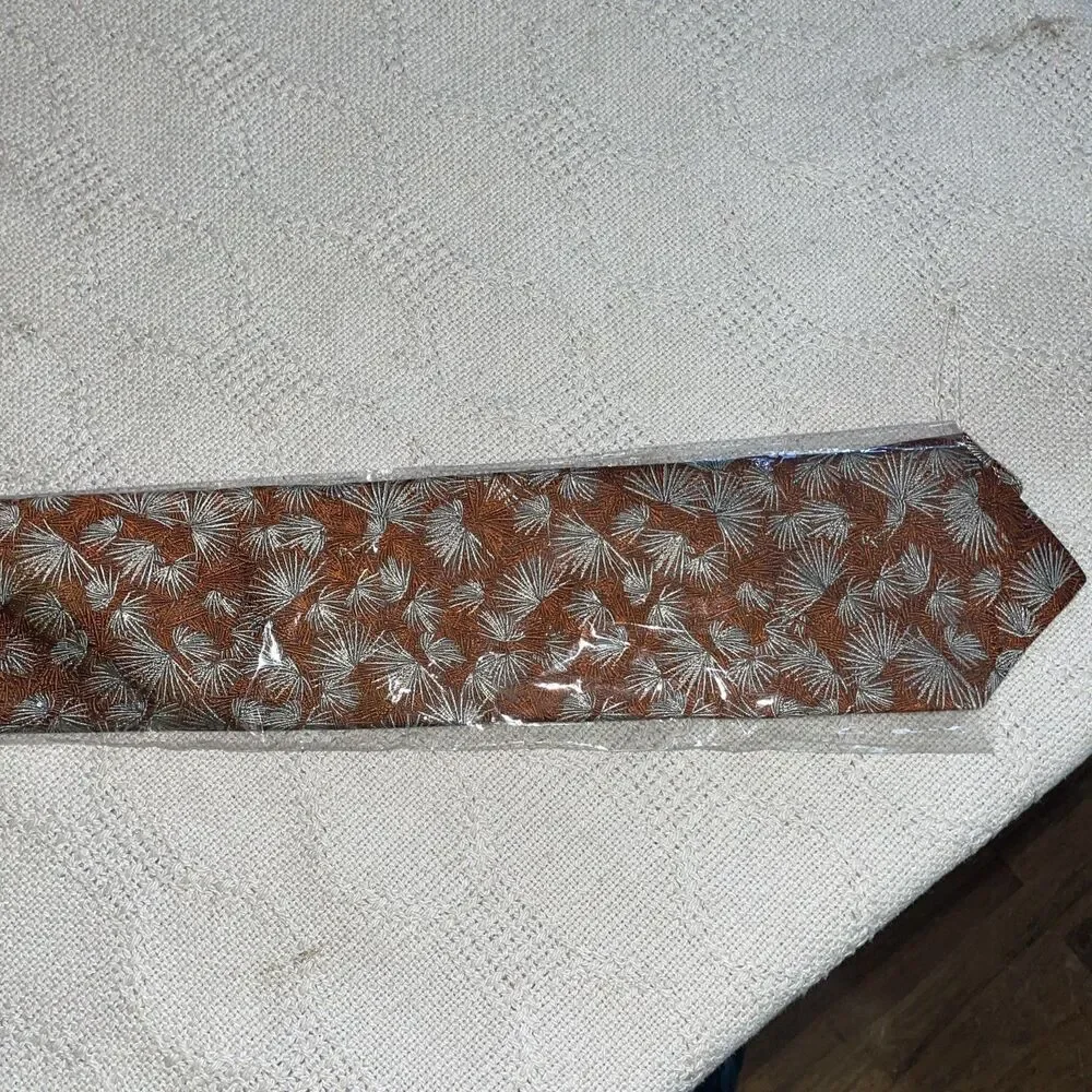 Holland & Sherry Men’s Dress Tie Size 63” 3.25” Bronze Floral Silk Business City